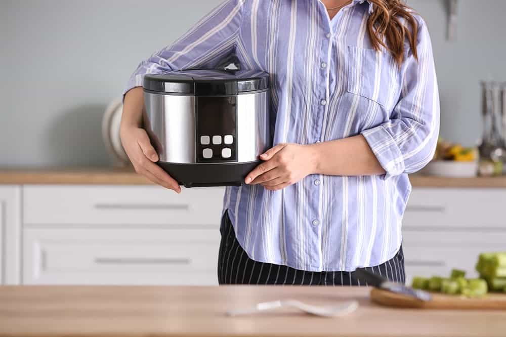 Why Does My CrockPot Smell Like Burning Plastic?