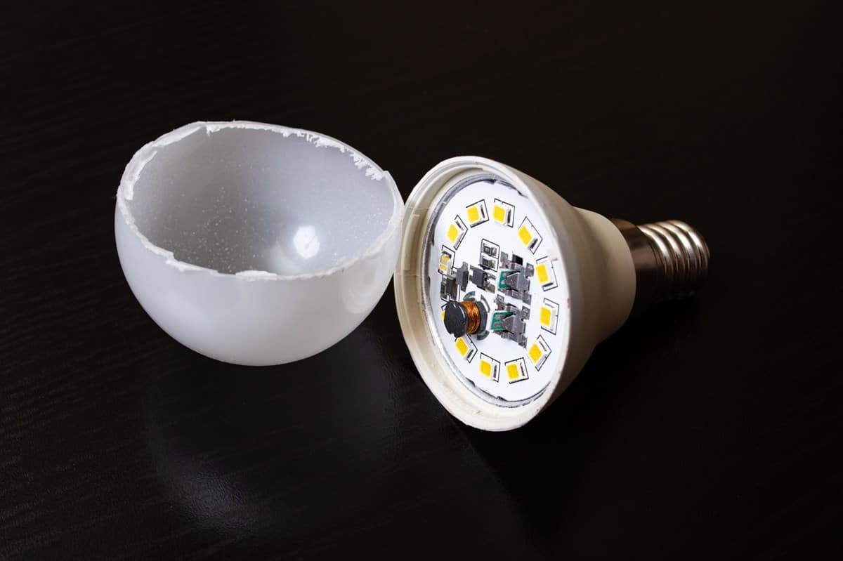 Do LED Light Bulbs Smell When They Burn Out?