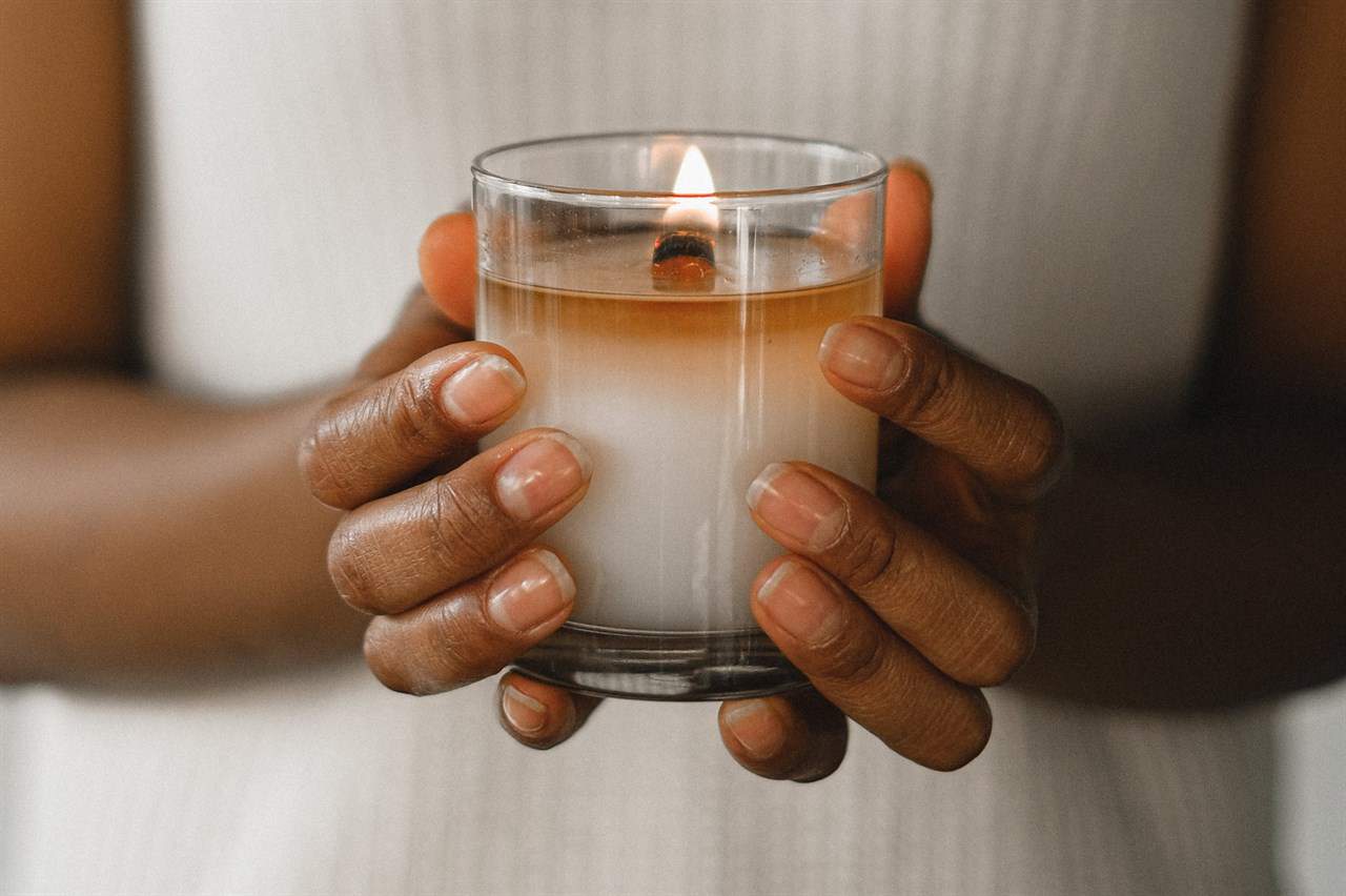 How To Add Scent To An Unscented Candle